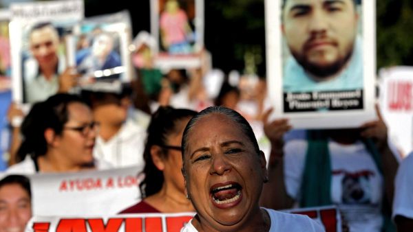 اختفاء 100 ألف شخص في المكسيك !!