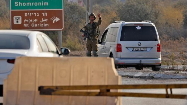 غانتس يتعهد بالقضاء قريبا على عرين الأسود