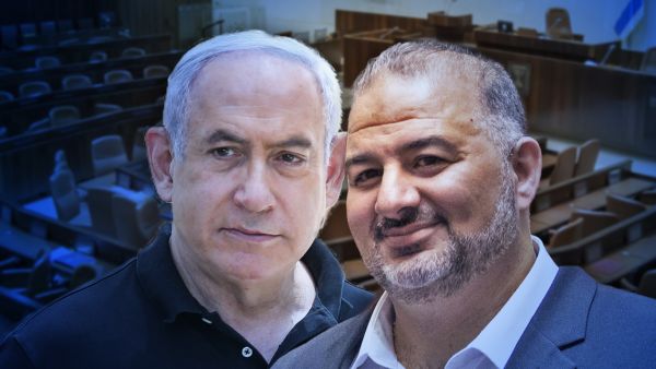 صورة تجميعية تظهر منصور عباس (يمين) وبنيامين نتنياهو