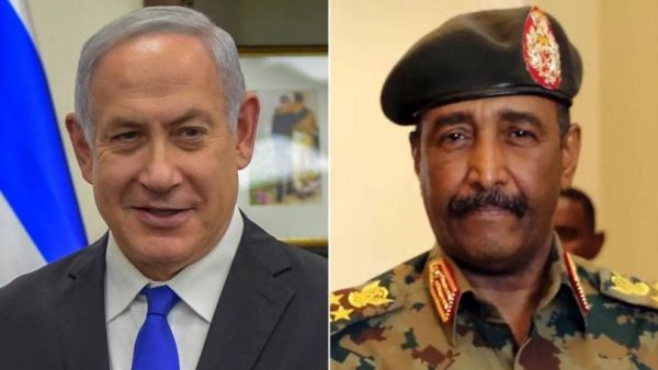 رئيس المجلس السيادي السوداني عبد الفتاح البرهان (يمين) ورئيس الوزراء الاسرائيلي بنيامين نتنياهو