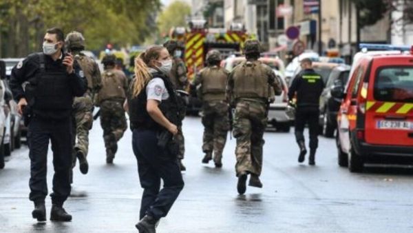 اعتقال ثمانية أشخاص على خلفية هجوم باريس