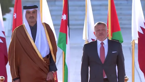 أمير قطر يصل الى الأردن في زيارة رسمية بعد تحسن في العلاقات الثنائية