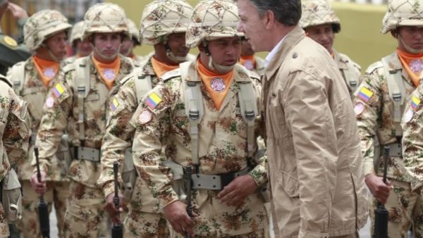 جنود كولومبيون مشاركون في القوة متعددة الجنسيات في سيناء