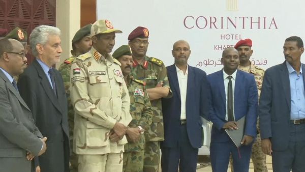العسكري السوداني والمعارضة يوقعان "الاتفاق السياسي"