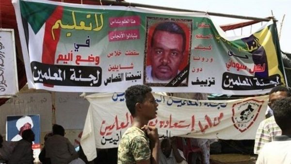 كان أحمد الخير (36 عاما) قد توفي في السجن في شباط/فبراير 2019 بعد اعتقاله لمشاركته في تظاهرات مناهضة لنظام البشير في ولاية كسلا بشرق السودان