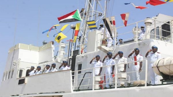 البحرية السودانية تتسلم سفينة حربية "هدية" من روسيا