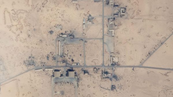 مطار التيفور وسط سوريا