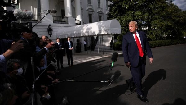 ترامب يحض الأميركيين على "الصلاة" من أجل نجاح إدارة بايدن