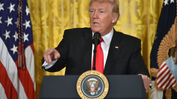 الرئيس الأمريكي دونالد ترامب