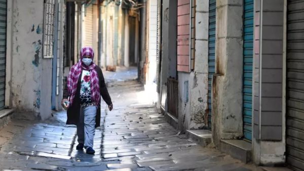 الإغلاق الشامل يثير سخط التونسيين