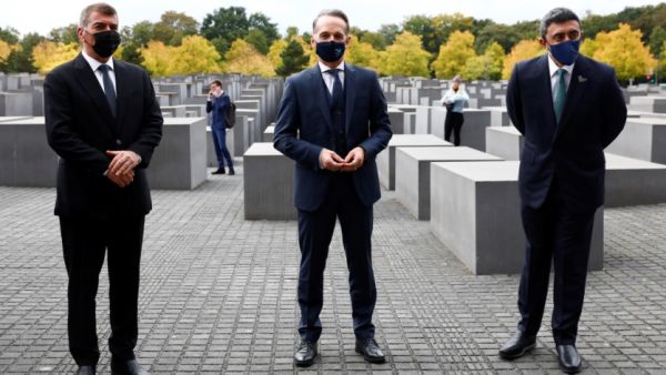 وزير خارجية الامارات يلتقي نظيره الإسرائيلي في برلين