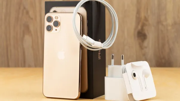 Your iPhone Collects and Transmits Your Location Even If You Blocked It from Doing So