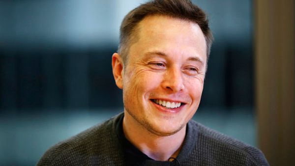 Here’s What Elon Musk’s Twitter DMs Are Full Of