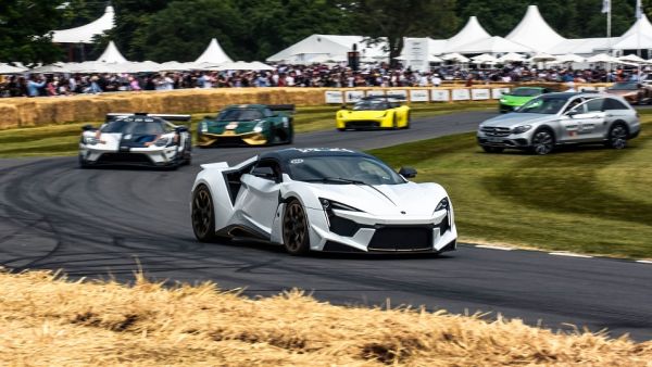 The Goodwood Hillclimb is one of the festival’s iconic experiences The Goodwood Hillclimb is one of the festival’s iconic experiences