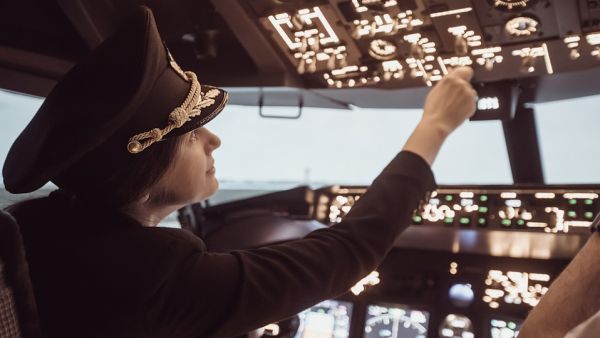 First Pilot-to-be Female Syrian Refugee Makes Solo Flight 