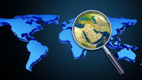 تقدّم "سي دبليو بي" التي تأسّست في عام 2006، خدمات براءات الاختراع والعلامات التجارية إلى شركات فورتشن 500 الكبرى في المنطقة العربية، تشمل خدمات الاستشارات والتخليص والإيداع وكذلك خدمات التقاضي والمتابعة والتنفيذ. كما تشمل خدمات "سي دبليو بي" شؤون مكافحة التزوير والحقوق التجارية للملكية الفكرية. "جلف كابيتال" تتملّك حصة أغلبية في مجموعة "سي دبليو بي غروب"، الموفّر الرائد لخدمات الملكية الفكرية في المنطقة العربية