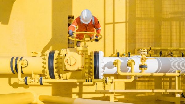 Oman’s gas production over the three years before that had hovered close to the 1.5 million cubic feet mark, but never crossed it.