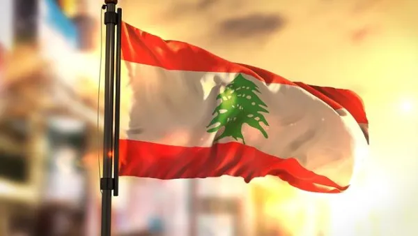 يعلّق اللبنانيون آمالا على التنقيب التي إن أفضت إلى العثور على آبار نفطية، ستنعش الاقتصاد المتداعي.