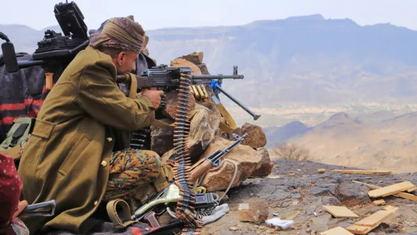 A soldier fighting in the ranks of the legitimacy against the Houthis (Shutterstock)