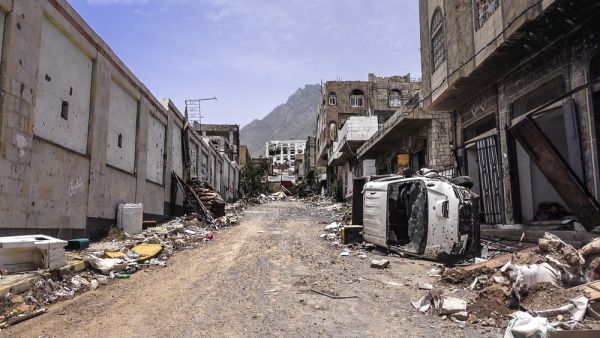 The destruction and remnants of war in Yemen (Shutterstock)	