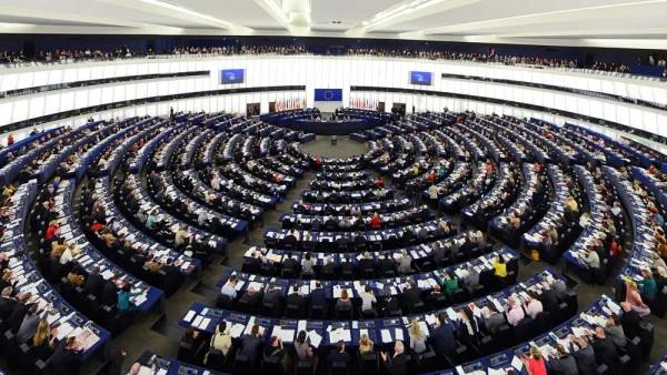 Plenary hall of European parliament in Strasbourg (Shutterstock)	