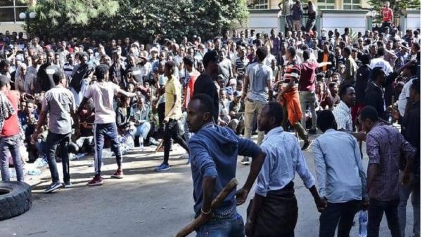 يقول رئيس الوزراء الإثيوبي آبي أحمد إن العملية العسكرية في إقليم تيغراي لدعم سيادة القانون تسير بشكل جيد