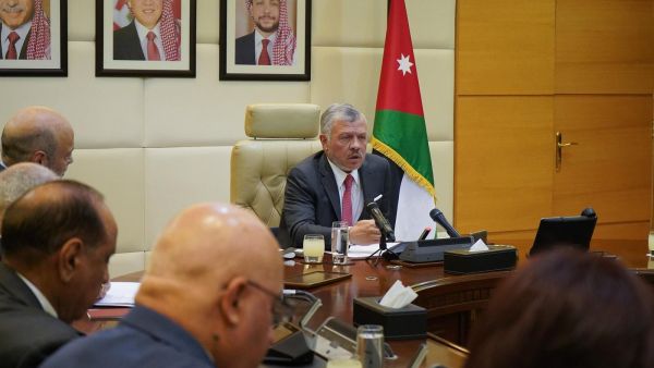 وأشاد الملك بموقف المملكة المتحدة إزاء القضية الفلسطينية، ومساعيها لتحقيق السلام.