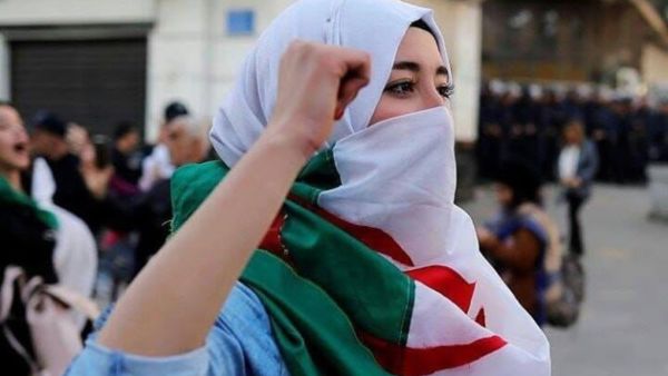  استلمت الجزائر كميات أخرى من اللقاح البريطاني "أسترازينيكا"