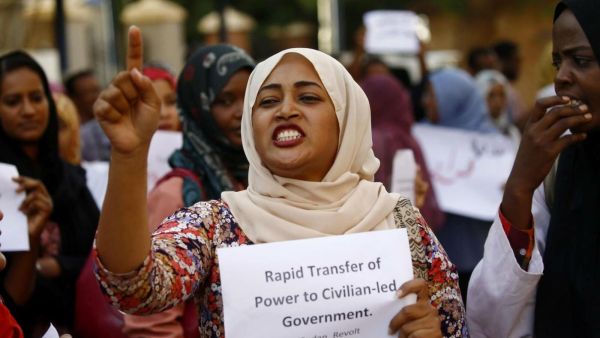 فور هذا الحدث عدلت قوى المعارضة عن موقفها وقبلت بالتفاوض الذي أفضى إلى الاتفاق
