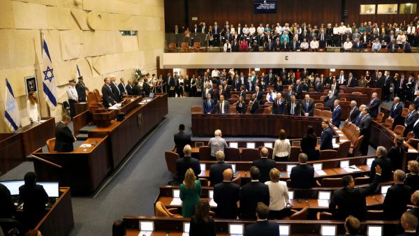 لا يحق لشخص الترشح من ينكر وجود اسرائيل الترشح