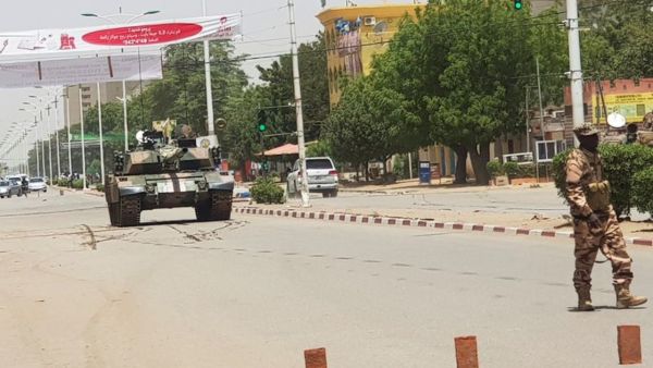 المعارضة ترفض تولي ديبي الابن الرئاسة