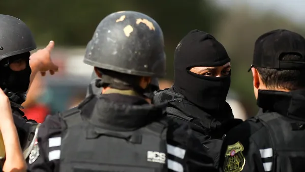 أعلنت وزارة الداخلية التونسية مطلع أبريل الفائت القضاء على ثلاثة متشددين