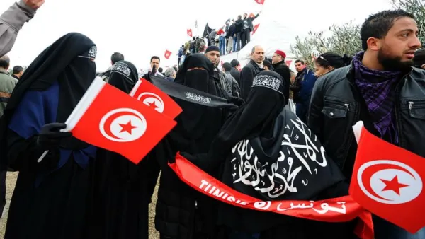 اكبر المظاهرات منذ 2011 