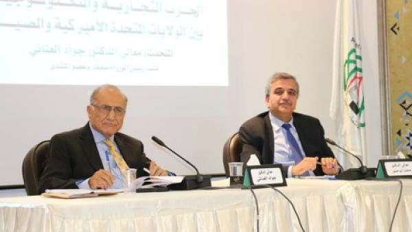  الصين سعت لجعل عملتها قابلة للتحويل لكي تخرج من تحت الهيمنة النقدية للدولار على الأسواق المالية الدولية