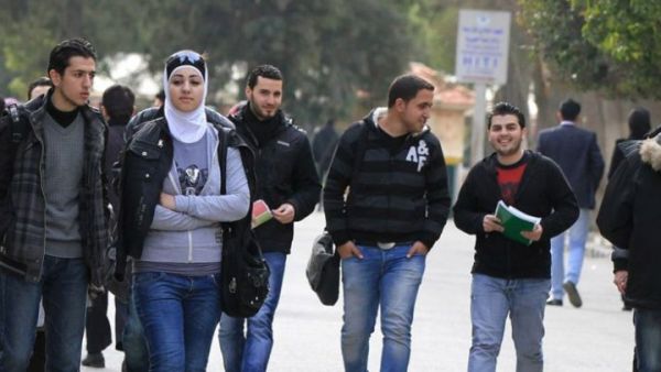 لم تكتف إيران في إرسال المليشيات الطائفية، بل اعترفت رسميا بإرسال قوات نظامية في نيسان/أبريل 2016
