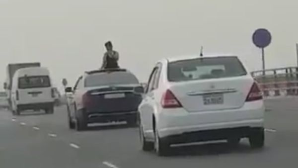 قضت محكمة بحرينية بالسجن لاسبوعين لفتاة الخليجية ظهرت ترقص بملابس فاضحة في الشوارع العامة