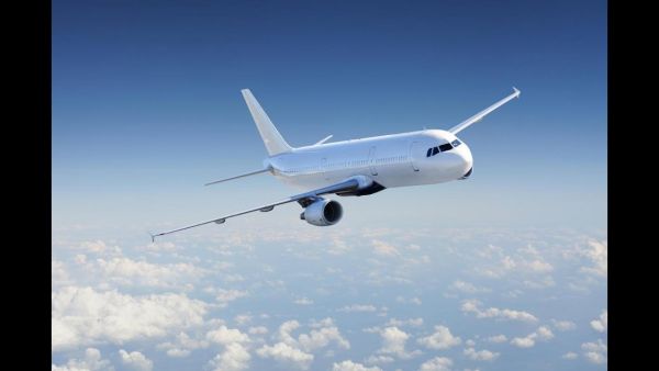 هبوط اضطراري لطائرة ركاب في مطار بن غوريون  في تل ابيب المحتلة 