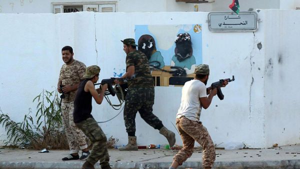 هذه الخيارات أن يلقوا مصرعهم ويدفنوا في ليبيا، والثاني أن يقعوا في الأسر والثالث أن يعودوا لبلدانهم في نعوش