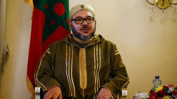 وصل السفير دافيد غوفرين اليوم إلى الرباط ليشغل منصب القائم بأعمال ممثلية إسرائيل في المغرب".