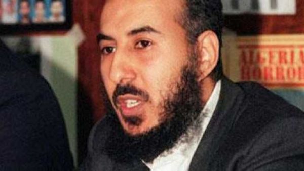  ياسر سري المعروف باسم "أبو عمار"