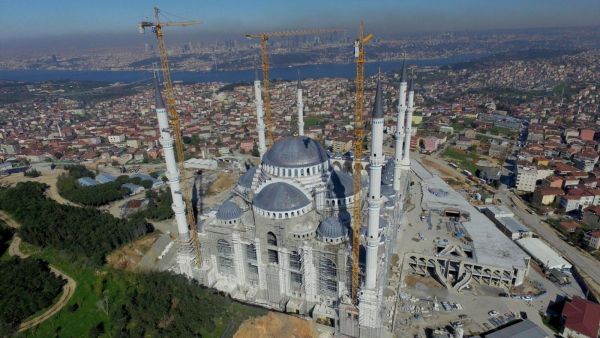 مسجد "تشامليجا" 