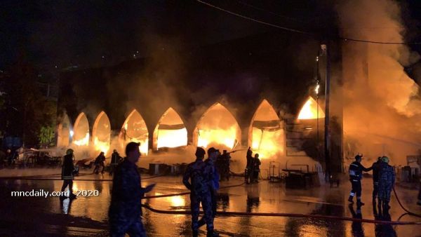 حريق كبير في وسط العاصمة عمان