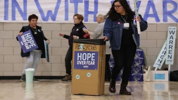 بدء الانتخابات التمهيدية للحزب الديمقراطي الأمريكي في ولاية أيوا