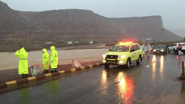 وفاة 7 سعوديين بسبب الأمطار في حفر الباطن