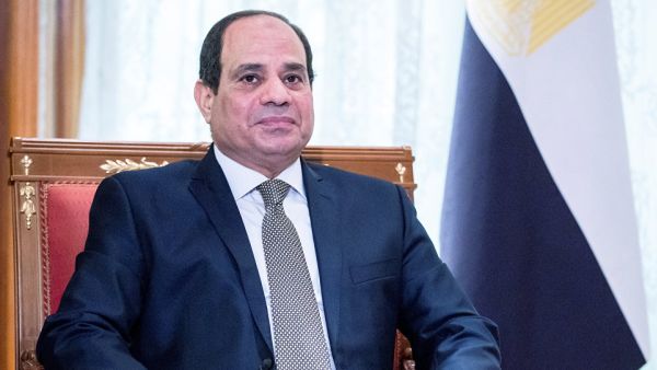 دار الإفتاء: طاعة السيسي واجب شرعي