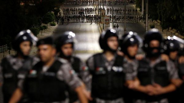 هيومن رايتس ووتش تتهم السلطات الأردنية باحتجاز ناشطين معارضين