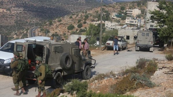 الجيش الإسرائيلي يداهم بلدتين فلسطينيتين قرب رام الله