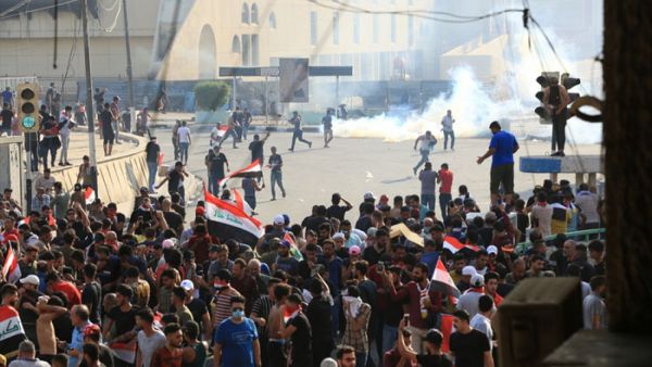 مقتل متظاهرين اثنين في كربلاء والحشد ينفي اغتيال قيادي ببغداد