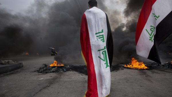 العراق: مقتل متظاهر واختطاف آخر في كربلاء والنجف