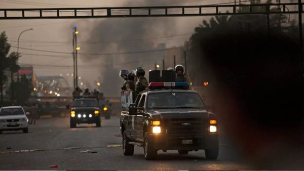 قوات الأمن العراقية في شوارع مدينة البصرة